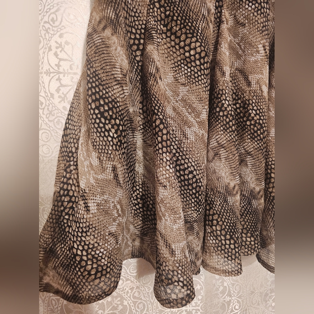 Beautiful black snake pattern skirt